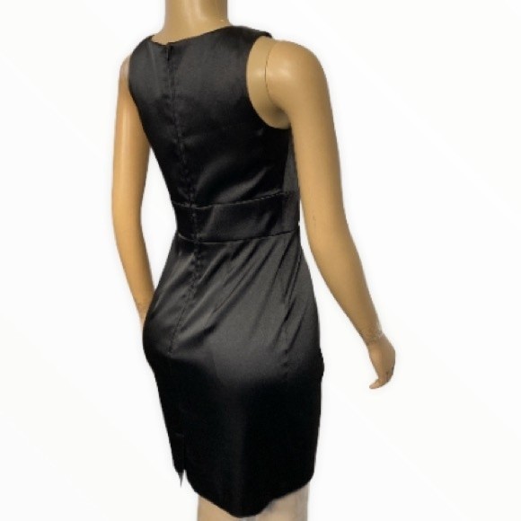 B.Wear Dress Satin stealth black pleated rose detail size 3 - Picture 6 of 13